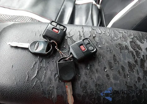 2005 Ford Explorer Sport Trac Adrenalin/Xls/Xlt z USA, uszkodzony, nr VIN 1FMZU77K05UB27838